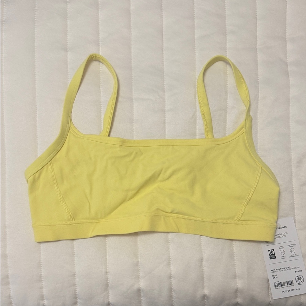 Athleta salutation square neck bra best for D-DD cups but runs small